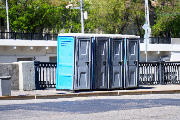 Best Portable bathroom rental  in Shelbina, MO